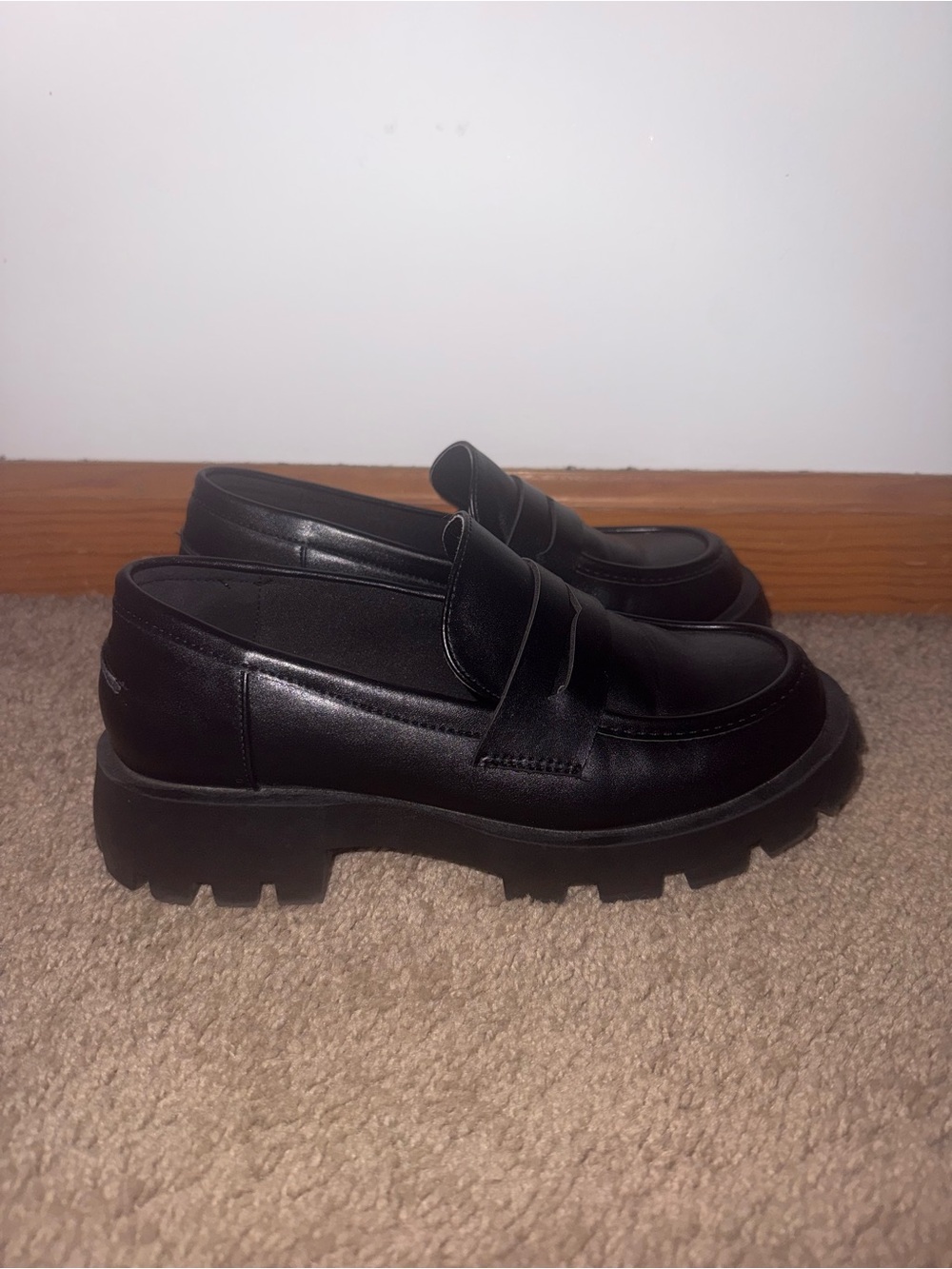 Women’s Black Loafers - Picture 2 of 8
